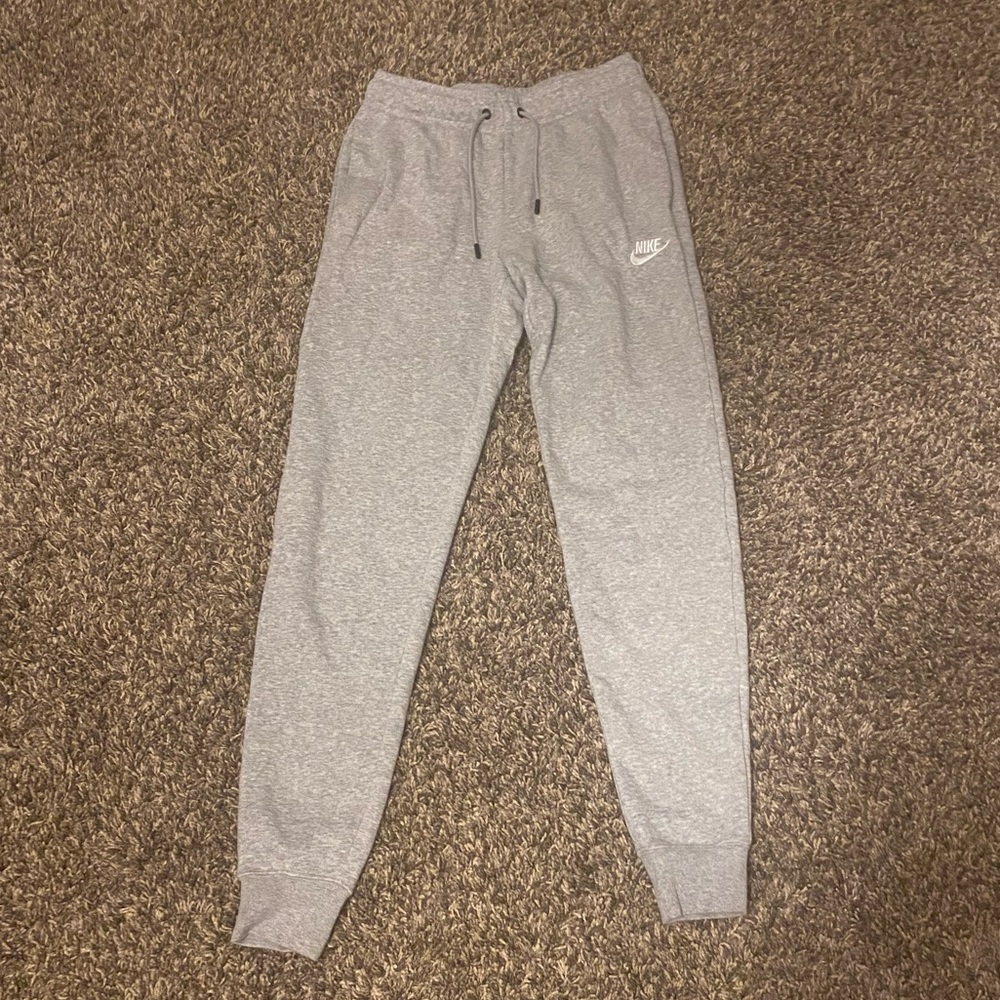 Grey Nike sweat pants